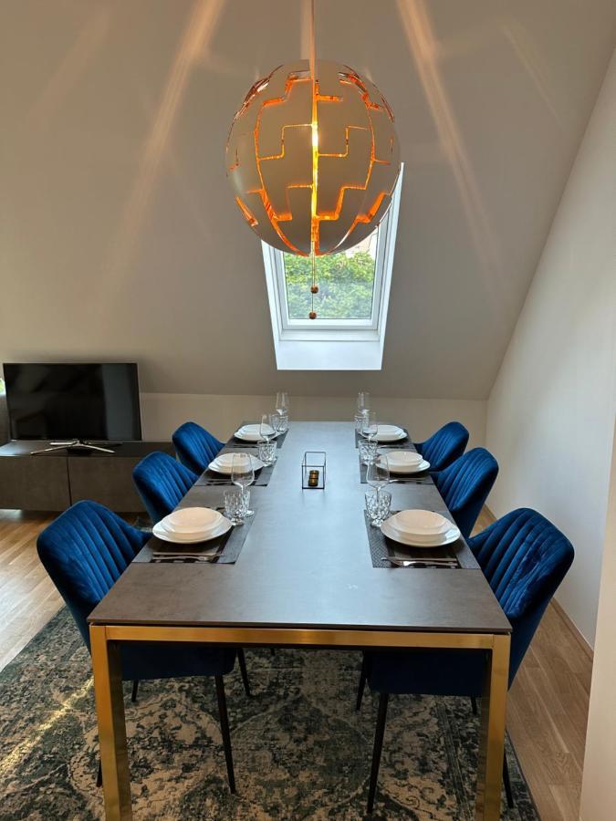 New With Spacious Balcony 18 Apartament *